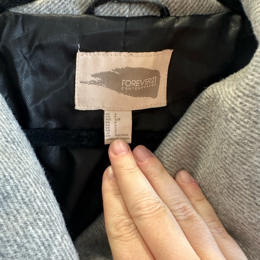 Forever 21 Gray Cape Coat with Black Details - Picture 3 of 5